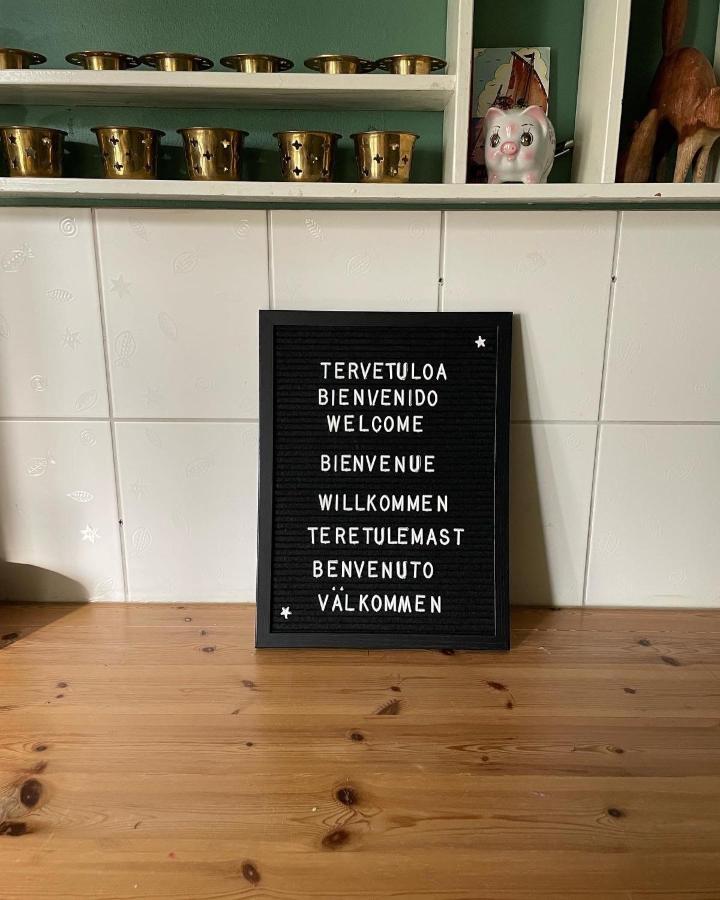 Koulumaeki Vandrarhem Karkola Exteriör bild